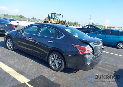 2014 Nissan Altima 2.5 Sv from USA, damaged, VIN 1N4AL3AP0EC187681